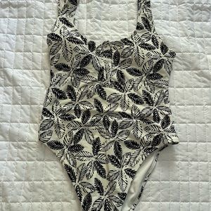 One piece bathing suit